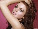 Lindsay_Lohan_by_Lord_Golberg_(12).jpg
